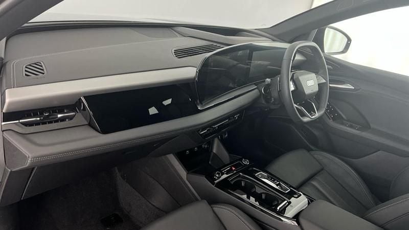 Used Audi Q6 e-tron S-Line 285 kW (388 HP) 2024 Grey SUV