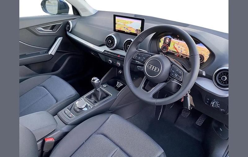 Used Audi Q2 Sport 113 HP (83 kW) 2024 Other SUV