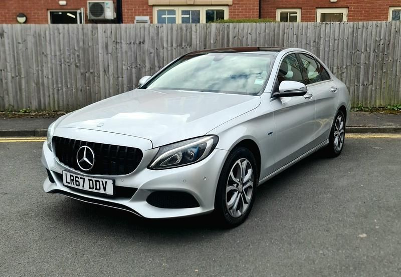 Usado Mercedes C350e 293 HP (215 kW) 2017 Prateado Sedan