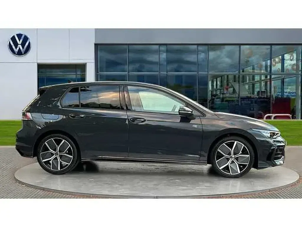 Used VW Golf VIII 150 HP (110 kW) 2026