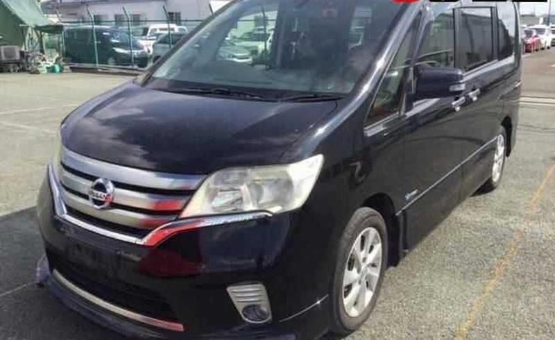 Black Used 2013 Nissan Serena MPV | £8,999 (Fair price) - Image 1/4