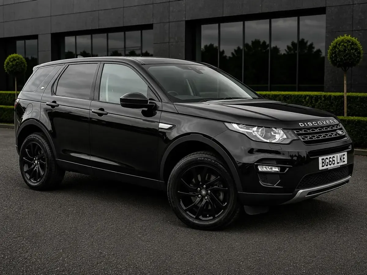 Used Land Rover Discovery Sport SE 177 HP (130 kW) 2016 Black SUV