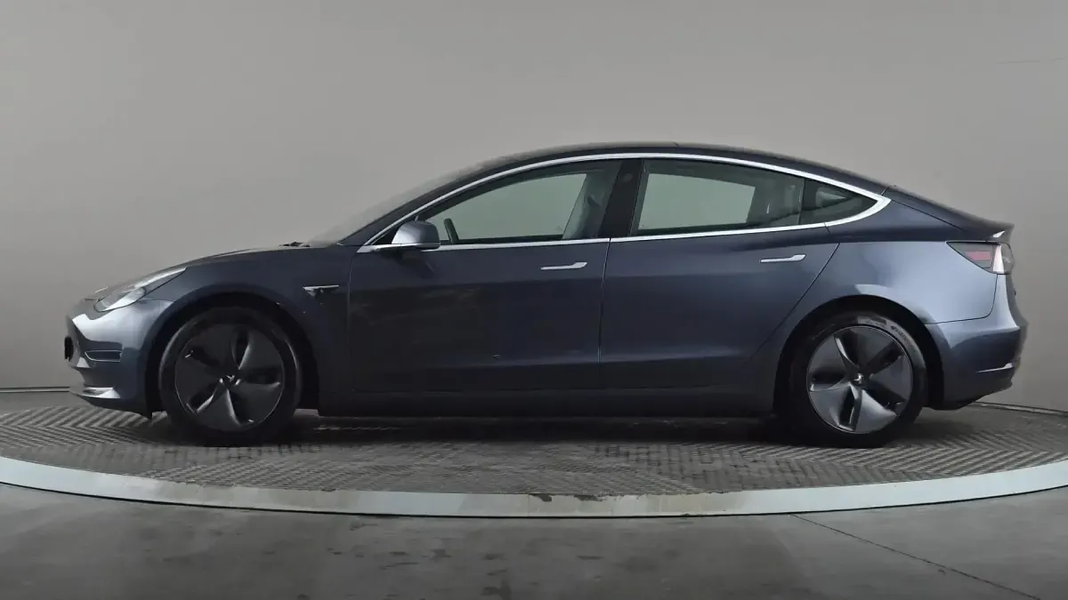 Used Tesla Model 3 Long Range AWD 258 kW (351 HP) 2020 Grey Sedan