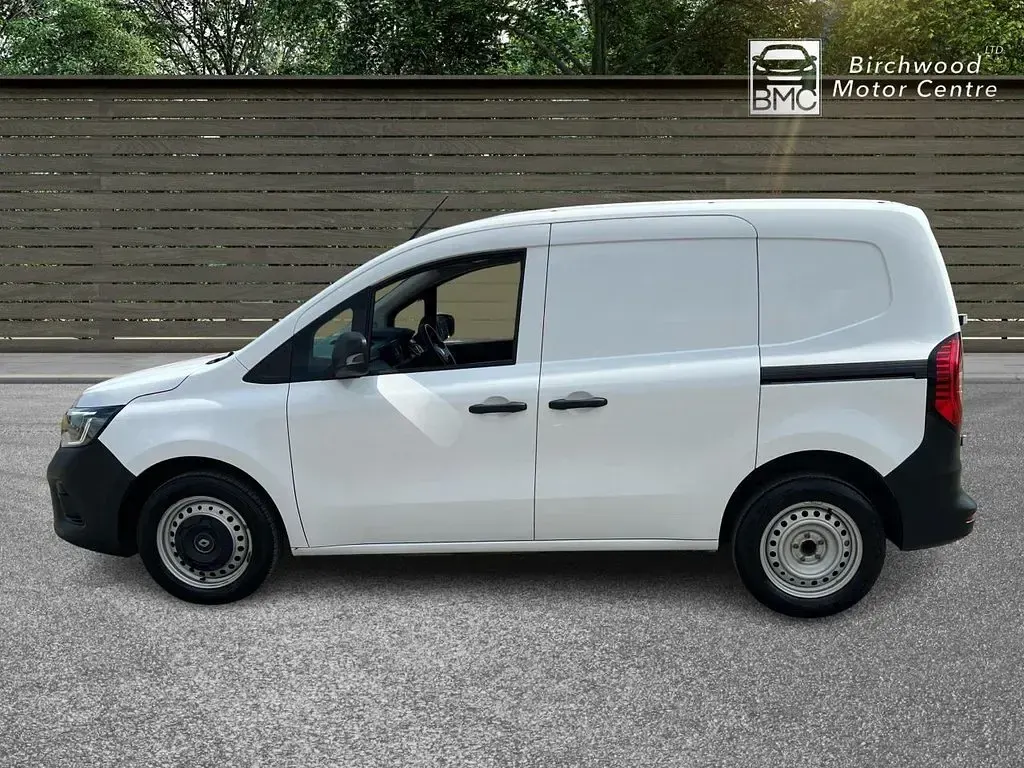 Used Renault Kangoo 2023 White MPV
