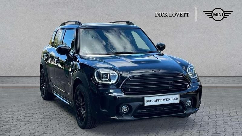 Black Used 2022 Mini Cooper Countryman Exclusive SUV | £25,895 (A bit pricey) - Image 1/4