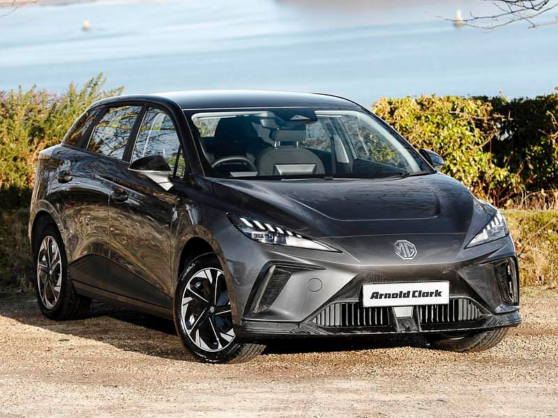 Choice of colours New 2025 MG MG4 EV SE Hatchback | £27,295 (A bit pricey) - Image 1/3