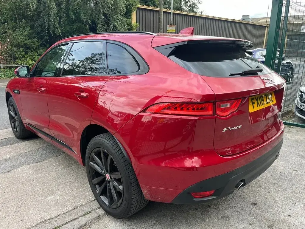 Used Jaguar F-Pace R-Sport 250 HP (183 kW) 2018 Red SUV