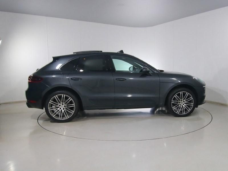 Used Porsche Macan 252 HP (185 kW) 2018 Grey SUV