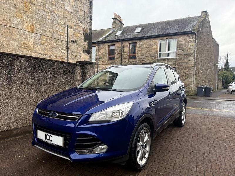 Used Ford Kuga Titanium 180 HP (132 kW) 2016 Blue SUV