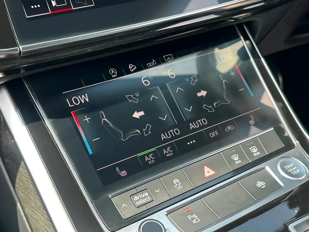Used Audi Q7 Black Edition 286 HP (210 kW) 2020 Blue SUV