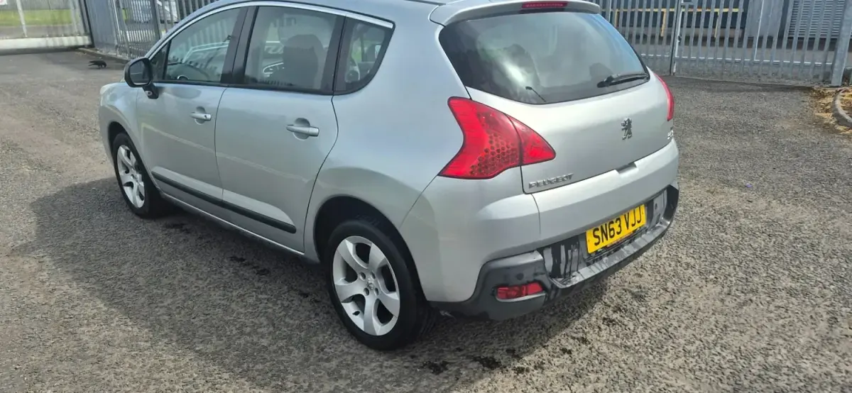 Begagnad Peugeot 3008 Active 2013 Silver Kombi