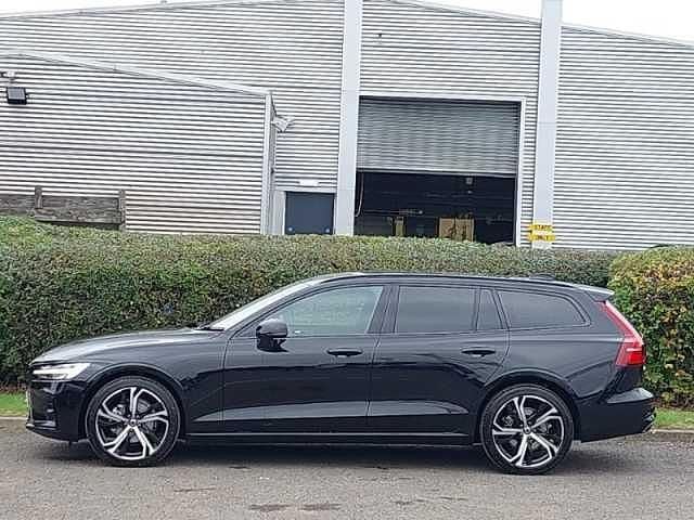 Used Volvo V60 Ultra 194 HP (142 kW) 2025 Estate