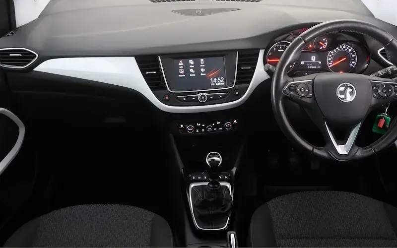 Used Vauxhall Crossland S 110 HP (80 kW) 2021 Grey SUV