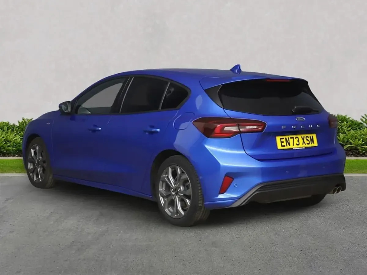 Used Ford Focus ST-Line 2024 Blue Hatchback