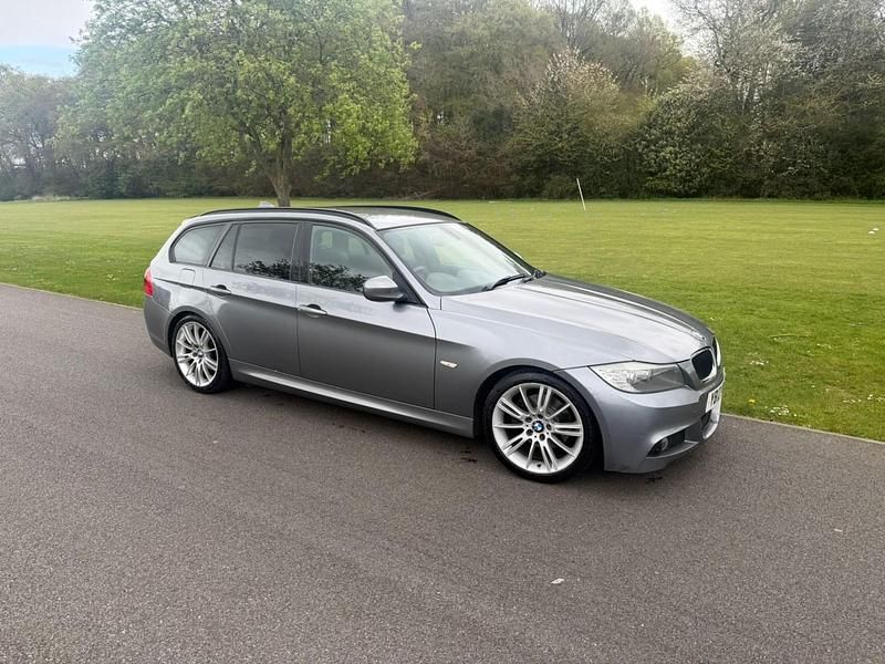 Begagnad BMW 320 M Sport 2012 Grå Kombi