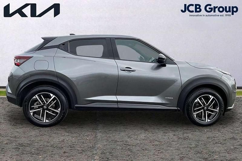 Used Nissan Juke N-Connecta 143 HP (105 kW) 2024 Grey SUV