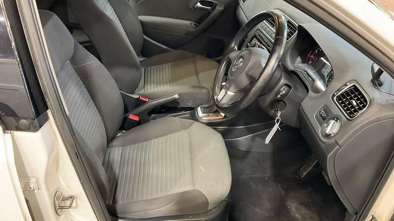 Used VW Polo SE 85 HP (62 kW) 2010 White Hatchback