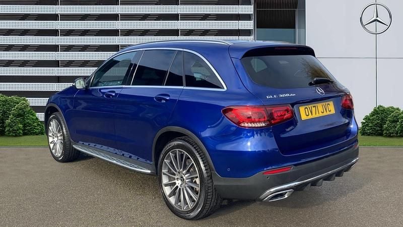 Used Mercedes GLC300 AMG Line Premium 306 HP (225 kW) 2021 Estate