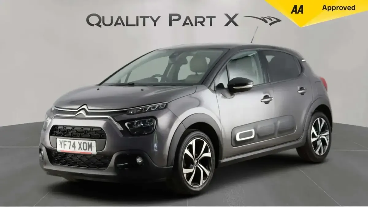 Begagnad Citroën C3 PureTech 110 HK (80 kW) 2024 Grå Halvkombi