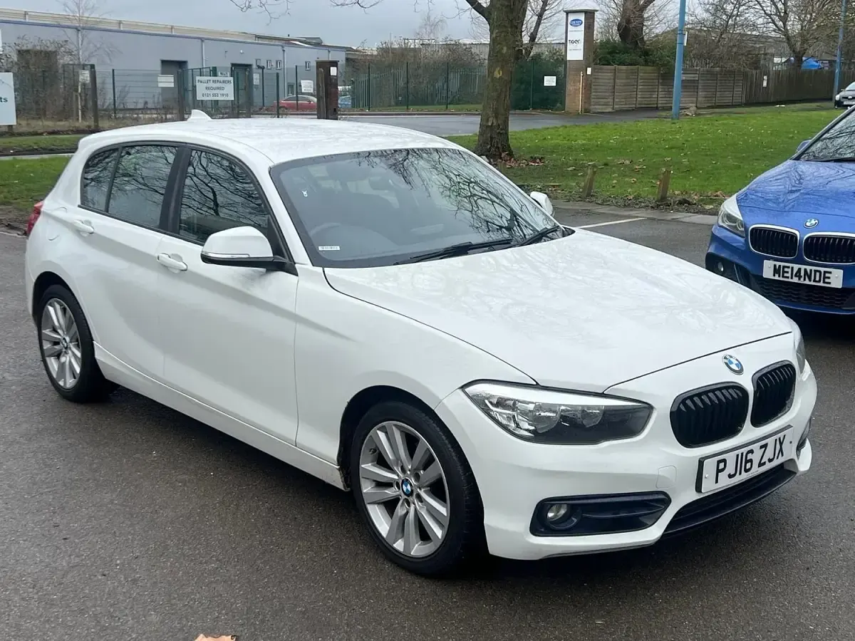Used BMW 116 Sport Line 2016 White Hatchback