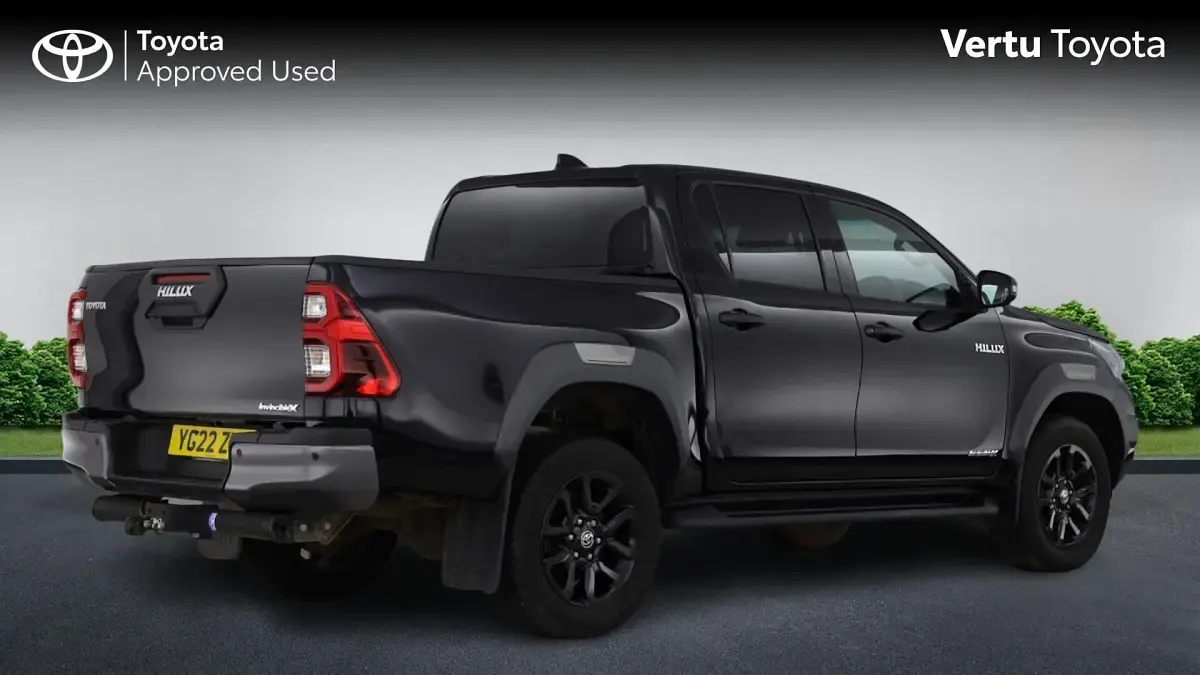 Used Toyota HiLux 204 HP (150 kW) 2022 Pickup