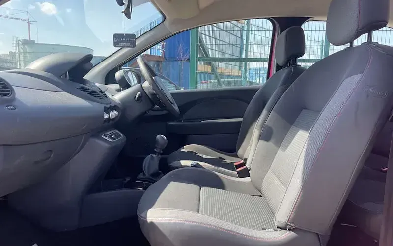 Used Renault Twingo Dynamique 75 HP (55 kW) 2013 Red Hatchback