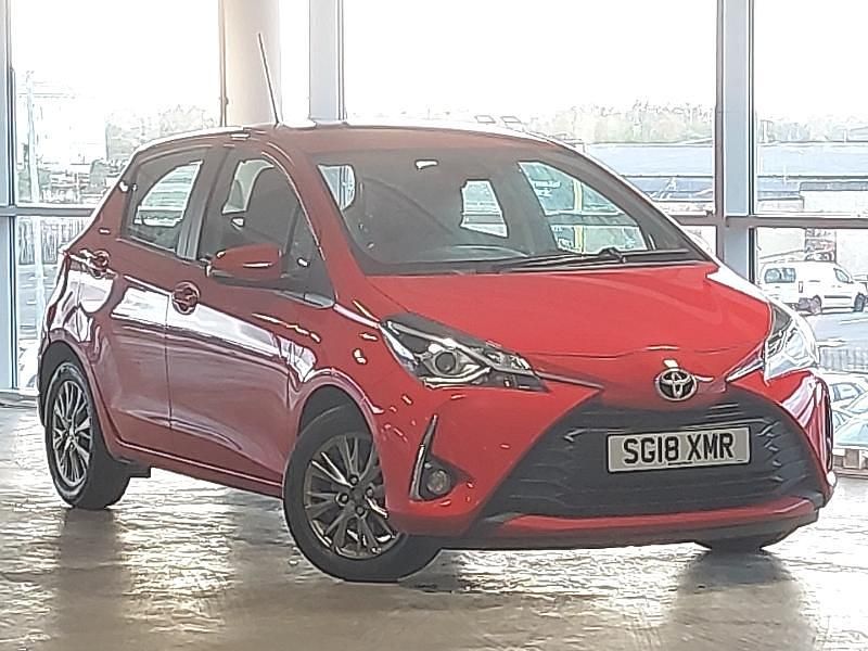 Red Used 2018 Toyota Yaris Hatchback | £9,998 (Fair price) - Image 1/4