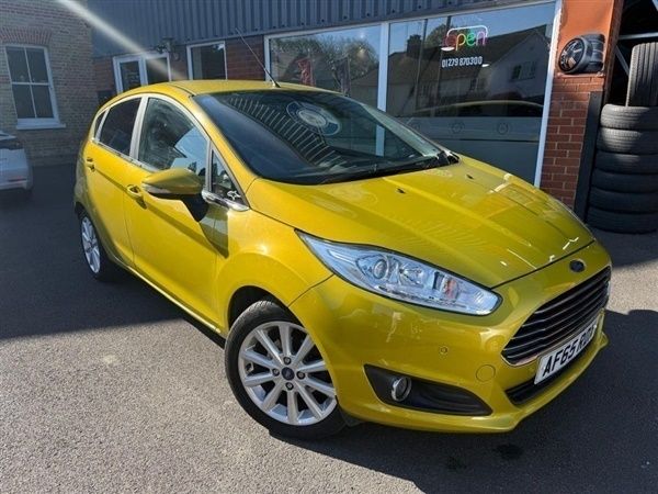 Yellow Used 2015 Ford Fiesta Titanium Hatchback | £6,407 (Fair price) - Image 1/1