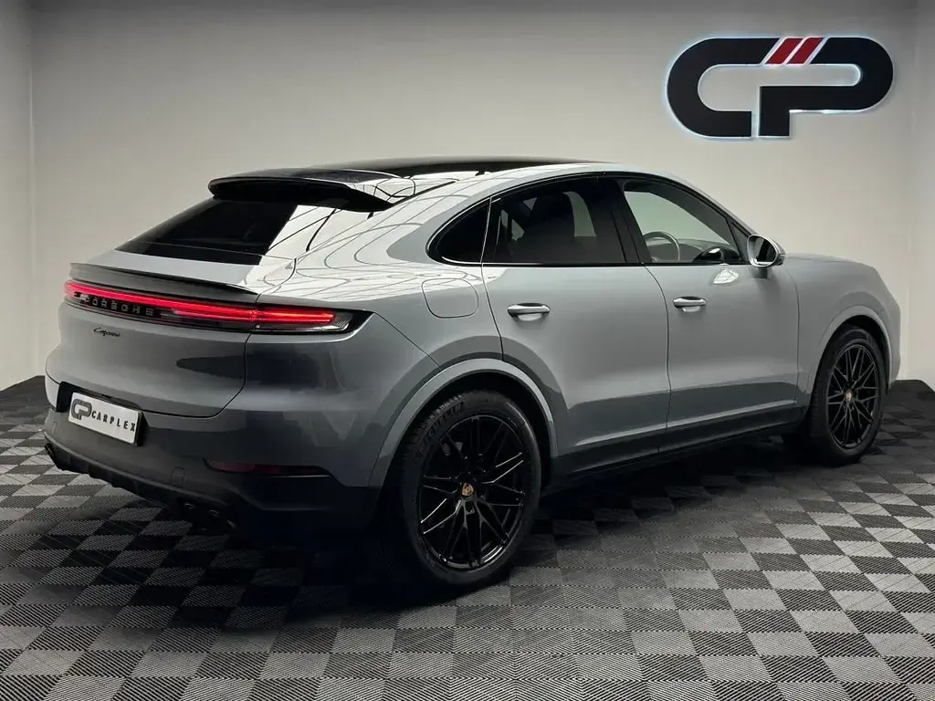 Used Porsche Cayenne 353 HP (259 kW) 2024 Grey SUV