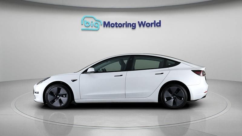 Used Tesla Model 3 RWD 222 kW (302 HP) 2022 White Sedan