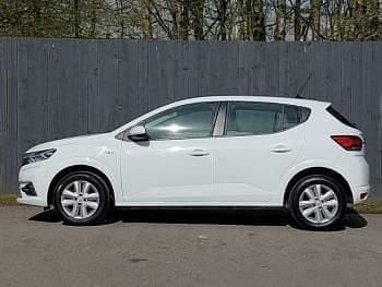Used Dacia Sandero Comfort 91 HP (66 kW) 2023 White Hatchback