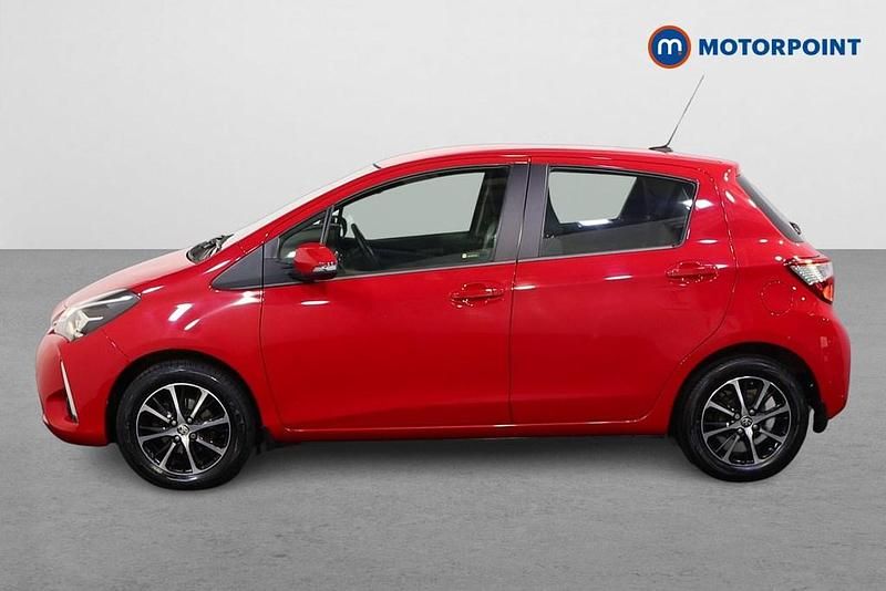 Used Toyota Yaris 2019 Red Hatchback