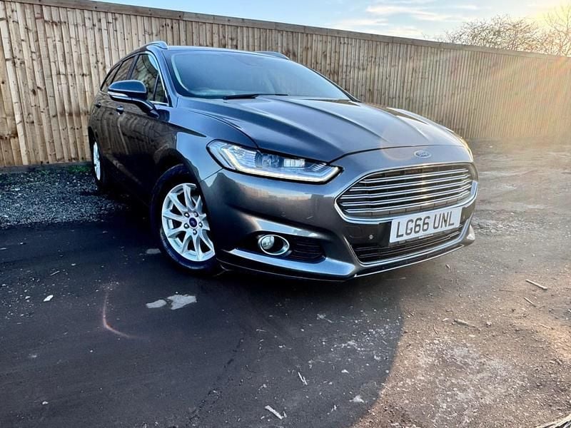 Used Ford Mondeo Titanium 120 HP (88 kW) 2016 Grey Estate