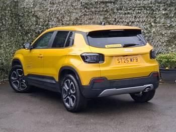 Used Jeep Avenger Summit 100 HP (73 kW) 2025 Yellow SUV