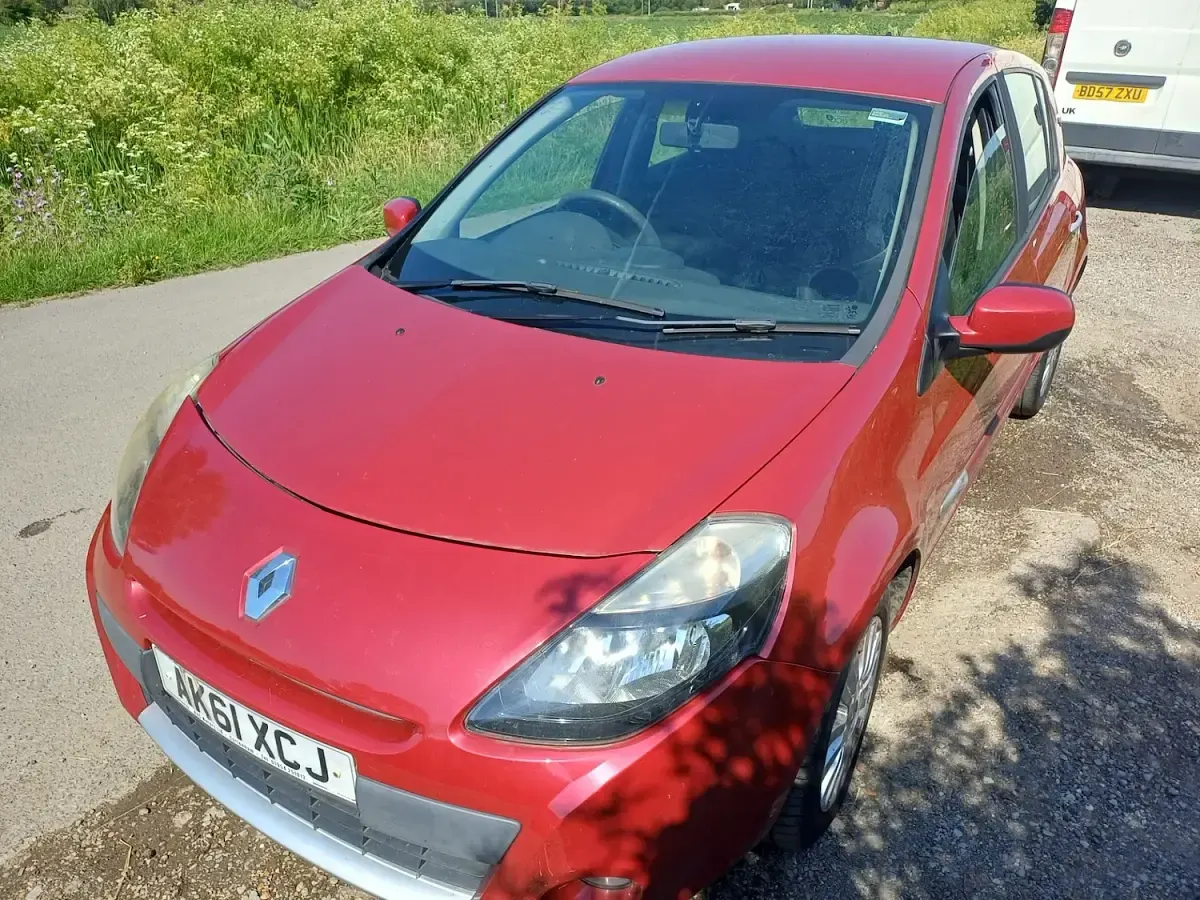 Used Renault Clio 2011 Red Hatchback