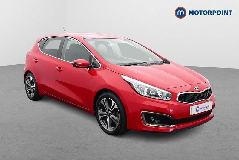 Red Used 2017 Kia Ceed 4 Hatchback | £10,049 (A bit pricey) - Image 1/4