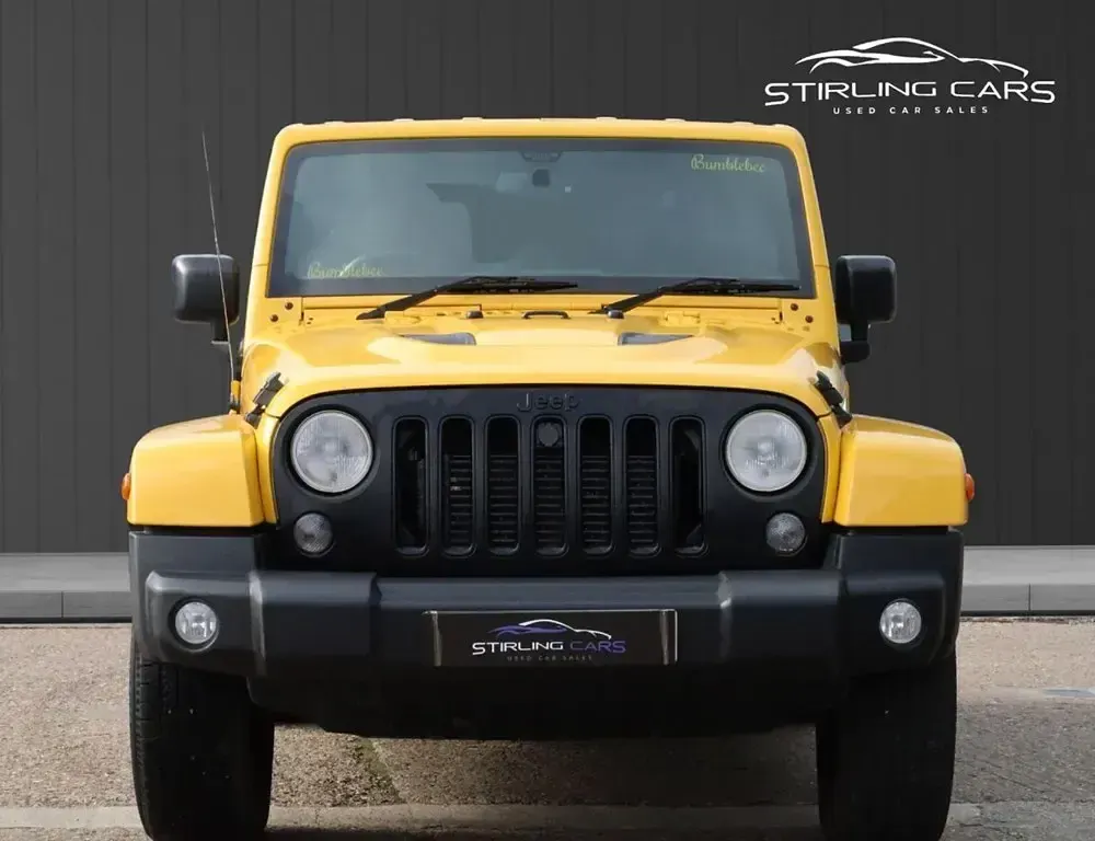 Begagnad Jeep Wrangler 197 HK (144 kW) 2015 Gul SUV