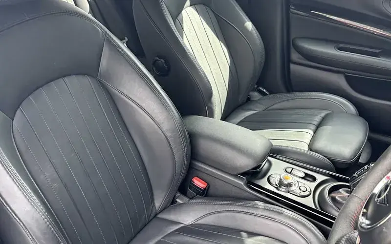 Used Mini John Cooper Works Clubman 306 HP (225 kW) 2020 Black Estate