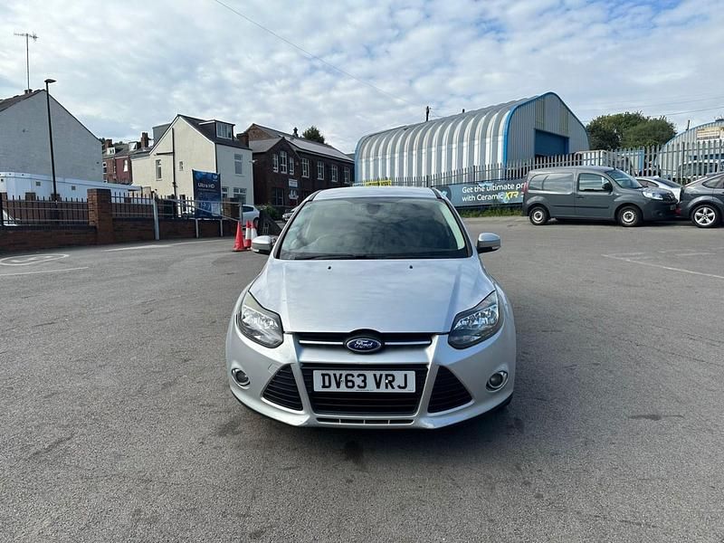 Used Ford Focus Zetec 2014 Silver Hatchback