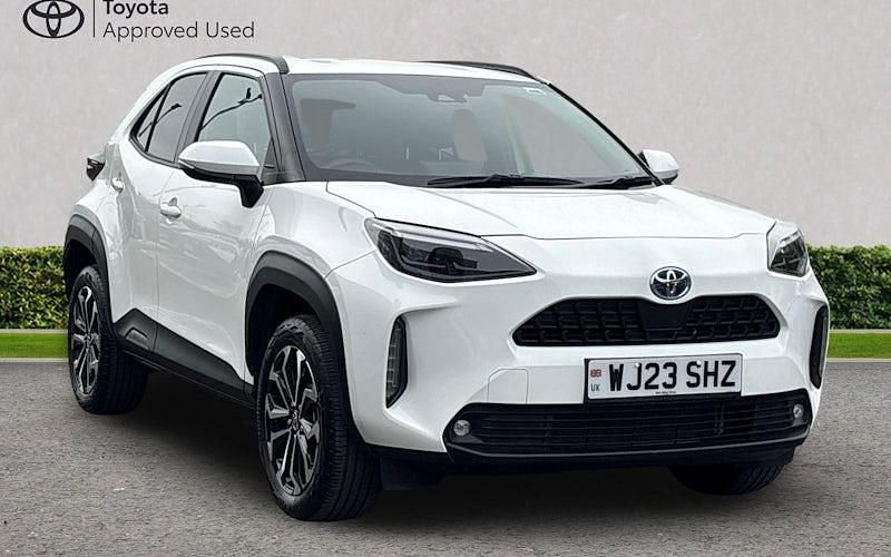 Used Toyota Yaris Hybrid Design 116 HP (85 kW) 2026 Estate