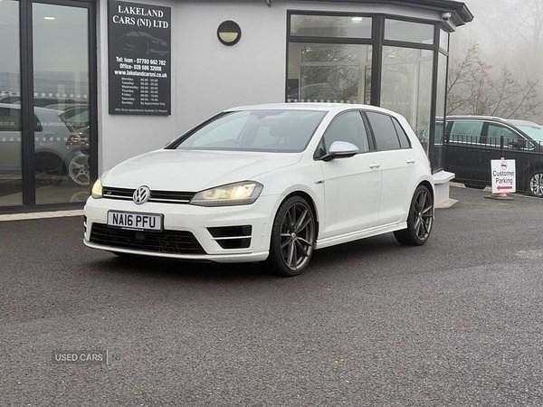 White Used 2016 VW Golf VII R Hatchback | £15,495 (Fair price) - Image 1/4