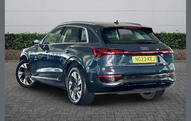 Used Audi Q8 e-tron Sport 250 kW (340 HP) 2023 Blue SUV