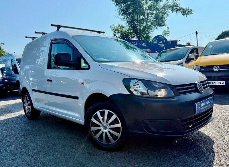 White Used 2015 VW Caddy Startline MPV | £4,995 (Super price) - Image 1/4