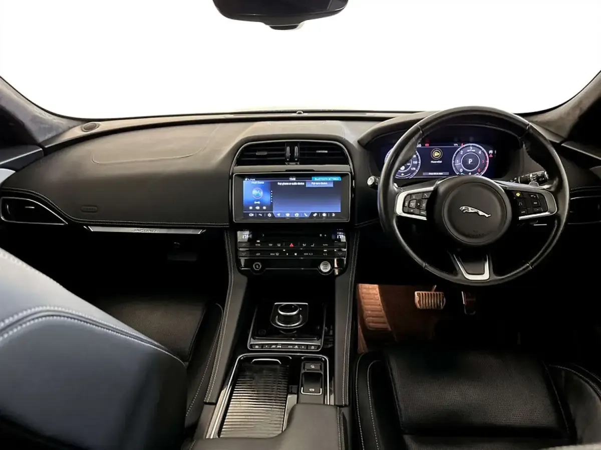 Used Jaguar F-Pace Chequered Flag 180 HP (132 kW) 2020 Grey SUV