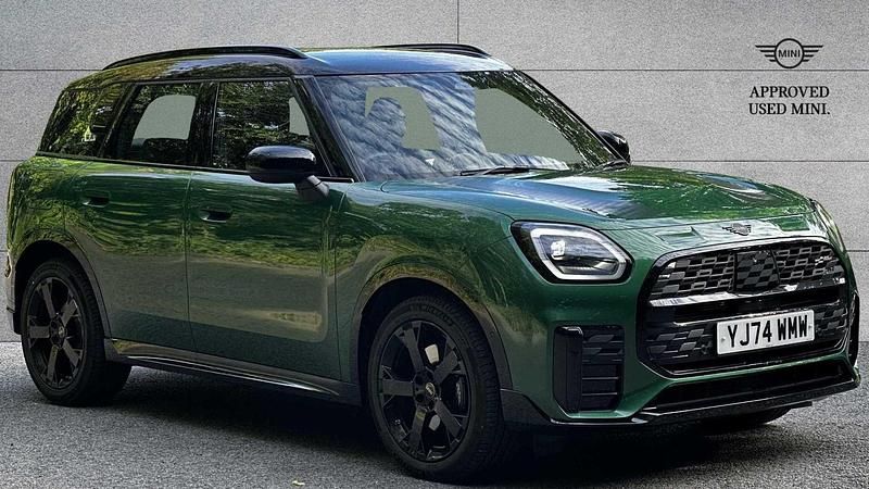 Green Used 2025 Mini Countryman SUV | £35,400 (A bit pricey) - Image 1/4
