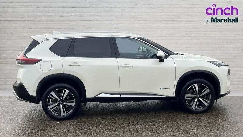 Used Nissan X-Trail Tekna 213 HP (156 kW) 2024 White SUV
