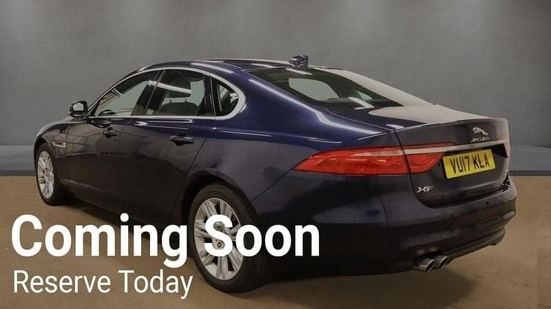 Used Jaguar XF Portfolio 180 HP (132 kW) 2017 Blue Sedan