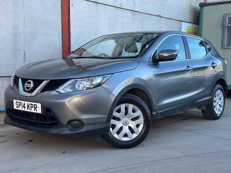 Used Nissan Qashqai Visia 115 HP (84 kW) 2014 Grey SUV