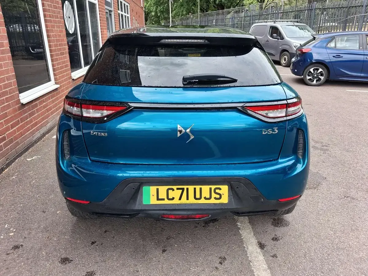Used DS Automobiles DS3 Crossback E-Tense Prestige 11 kW (15 HP) 2021 Blue SUV