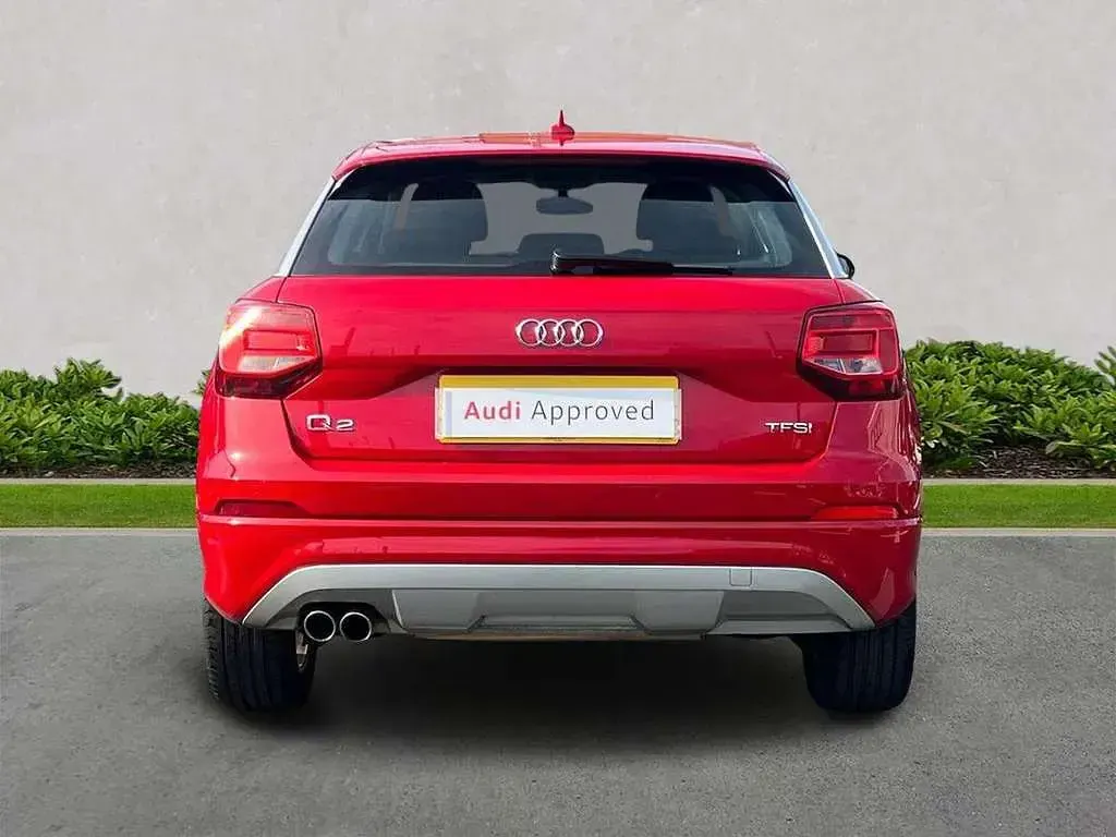 Used Audi Q2 Sport 150 HP (110 kW) 2018 Red SUV